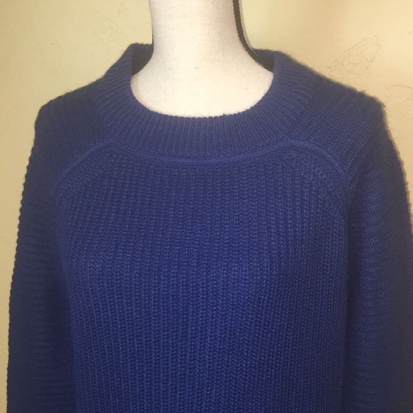 RDI Nordstrom Blue Tunic Sweater Sz Medium - Picture 2 of 4